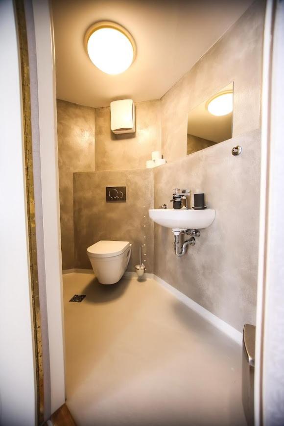 Klasterni Apartmany チェスキー クルムロフ エクステリア 写真